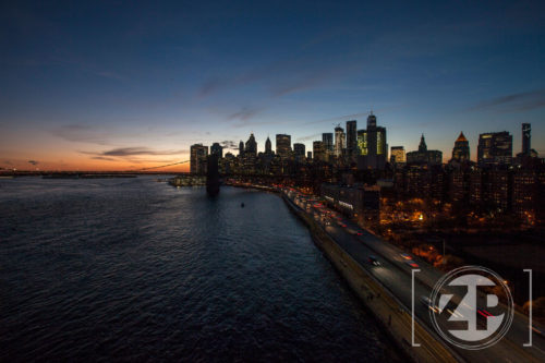 New York, sunset, zonsondergang op de Manhattan Bridge.